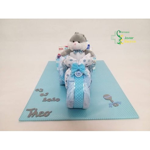 Tarta de Pañales forma de Motocicleta